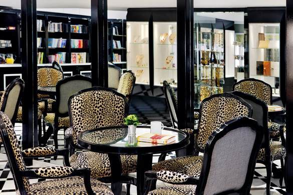 UNIWORLD Boutique River Cruises, River Princess, Patio Lounge.jpg